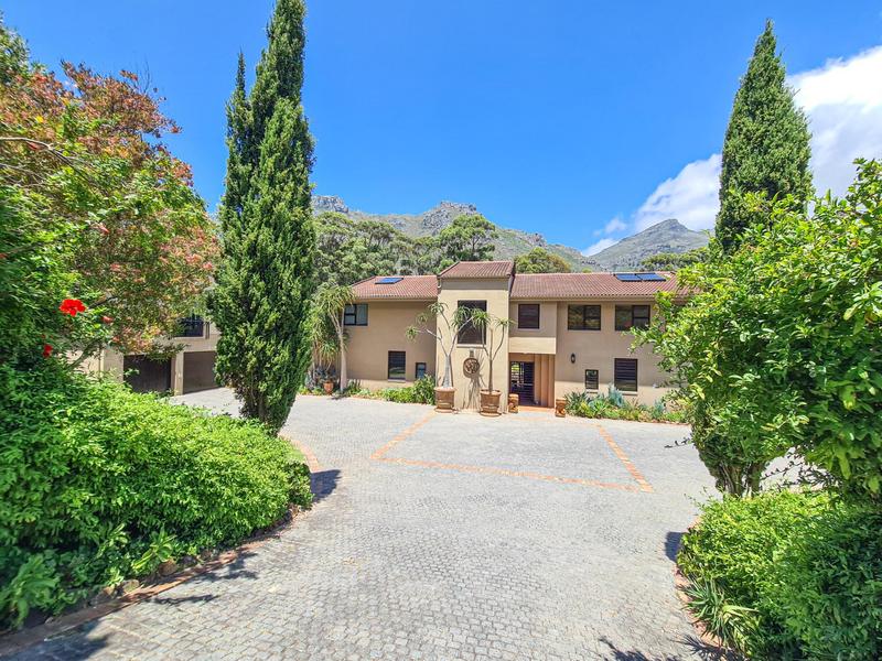 5 Bedroom Property for Sale in Hout Bay Western Cape